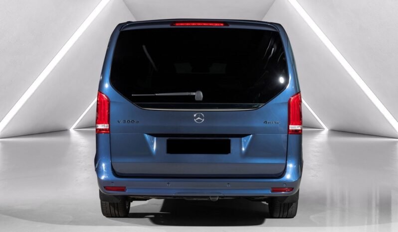 
Mercedes-Benz Classe V 300 d 4MATIC AMG Line full									