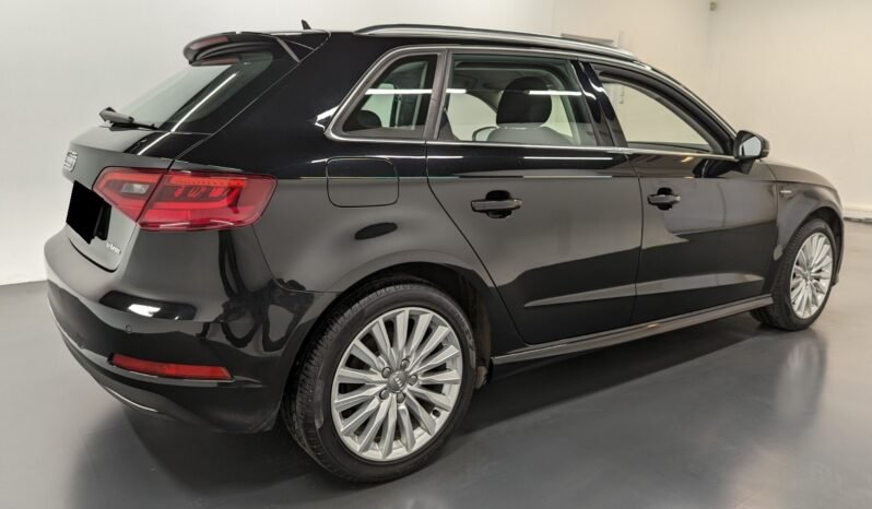 
Audi A3 Sportback e-tron full									