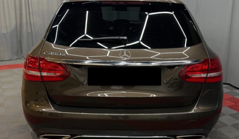 
Mercedes-Benz C350 e Hybrid full									