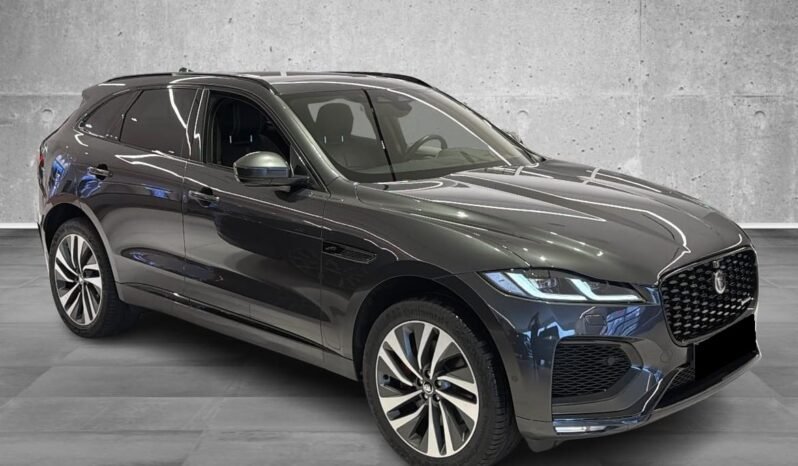 
Jaguar F-PACE P400e SE R-Dynamic Black AWD full									