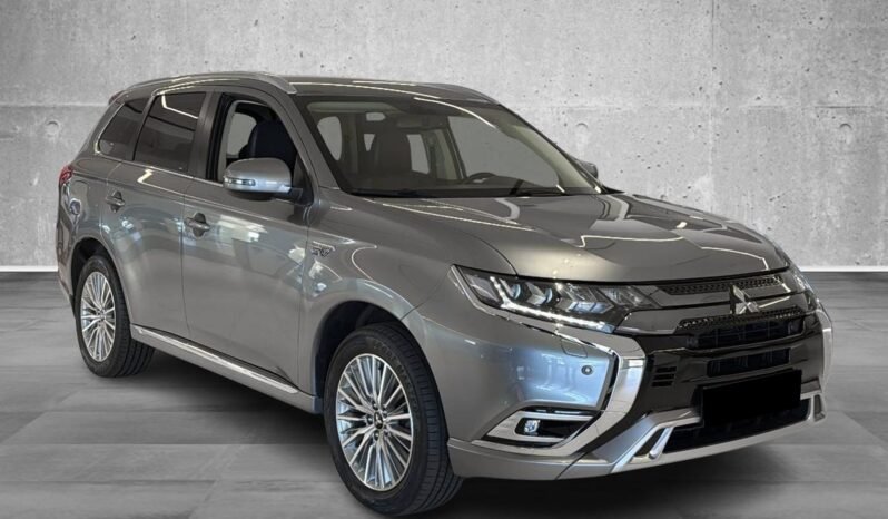 
Mitsubishi Outlander PHEV full									