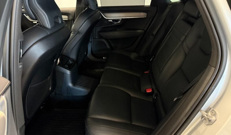 
Volvo V90 T8 Inscription AWD full									