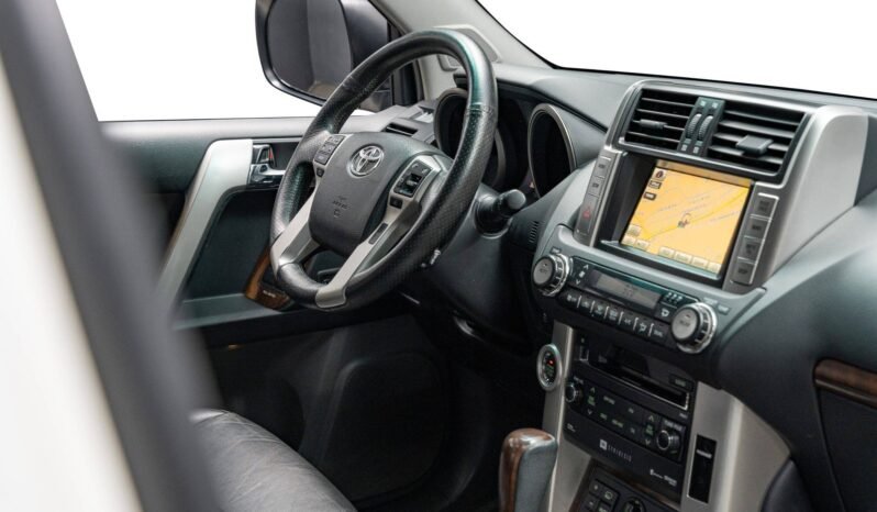 
Toyota Land Cruiser 3.0 D-4D VX-L full									