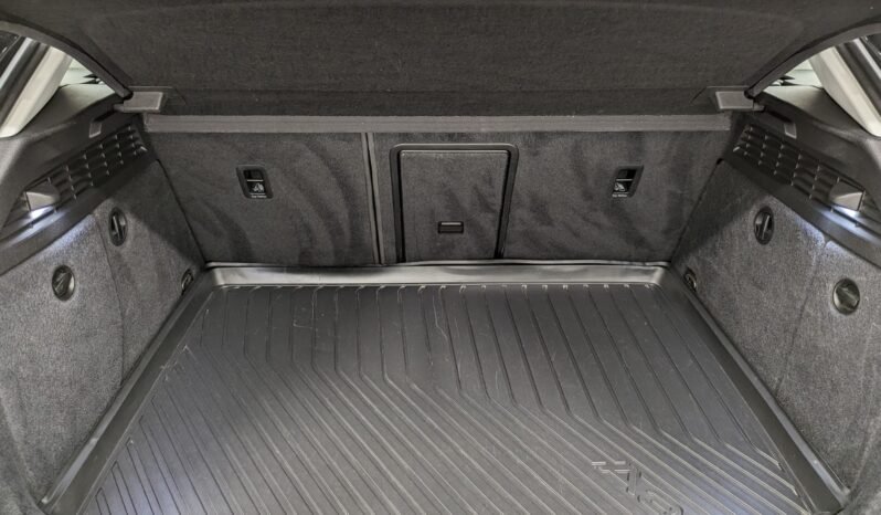 
Audi A3 Sportback e-tron full									