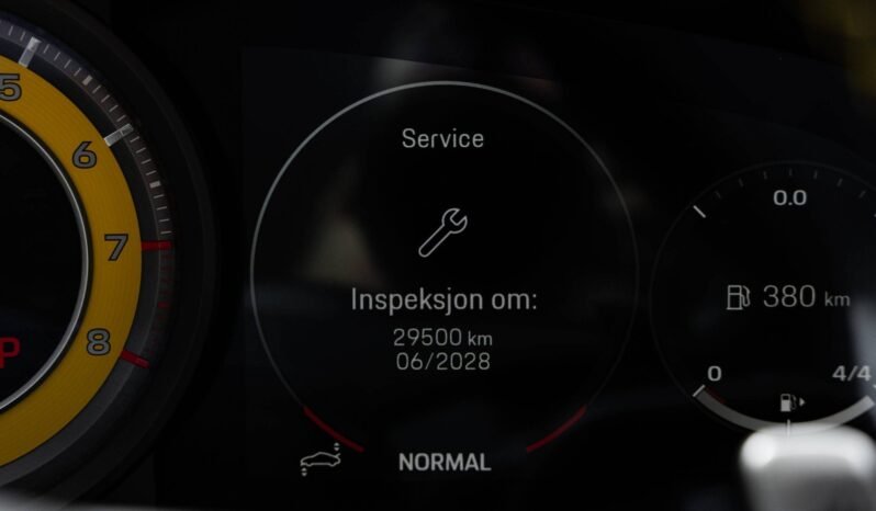 
Porsche 911 Turbo S (992) full									