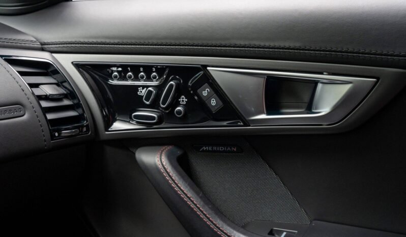 
Jaguar F-TYPE S AWD 3.0 V6 Supercharged full									