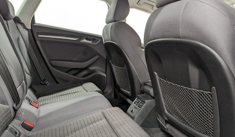 
Audi A3 Sportback e-tron full									