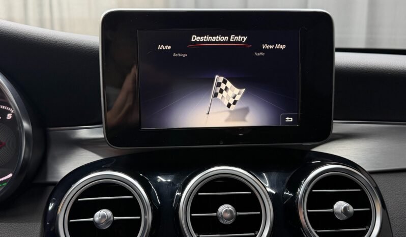 
Mercedes-Benz C350 e Hybrid full									