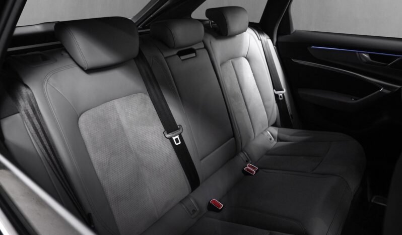 
Audi A6 Avant 55 TFSI e quattro S line full									