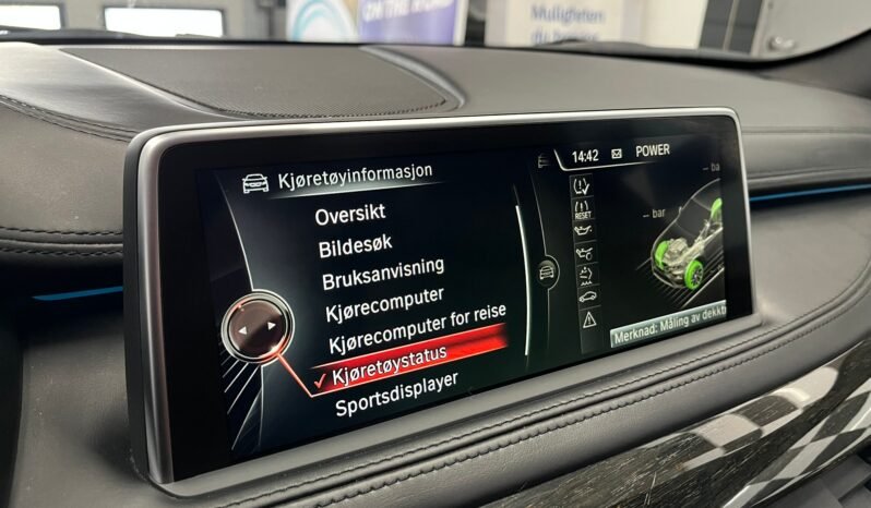 
BMW X6 xDrive30d M Sport full									