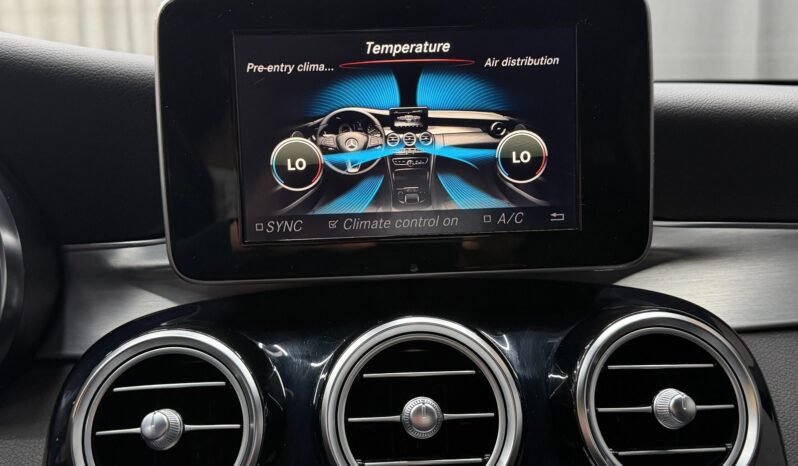 
Mercedes-Benz C350 e Hybrid full									