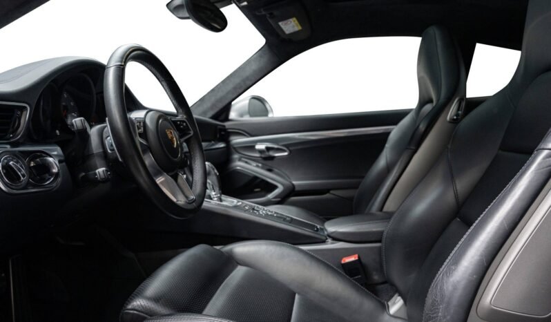 
Porsche 911 Carrera S (991.2) full									