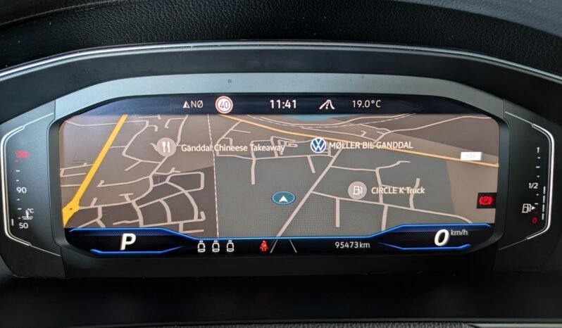
Volkswagen Passat Alltrack 2.0 TDI full									