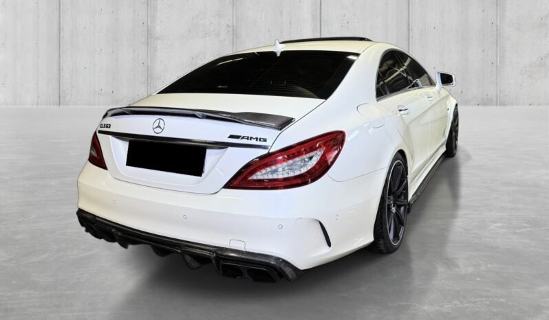 
Mercedes-Benz CLS 63 AMG 5.5 V8 Biturbo 4MATIC full									