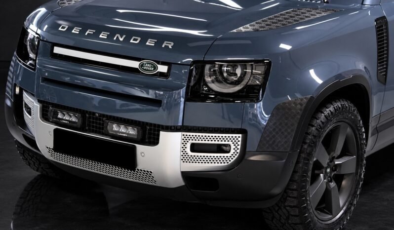 
Land Rover Defender 110 3.0 D200 MHEV Offroad full									