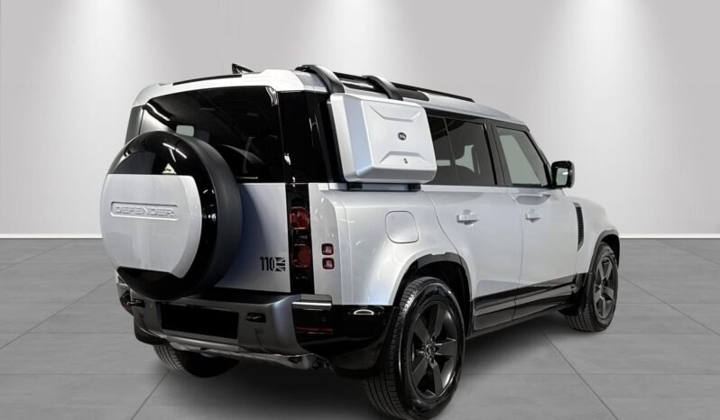 
Land Rover Defender 110 P400e full									