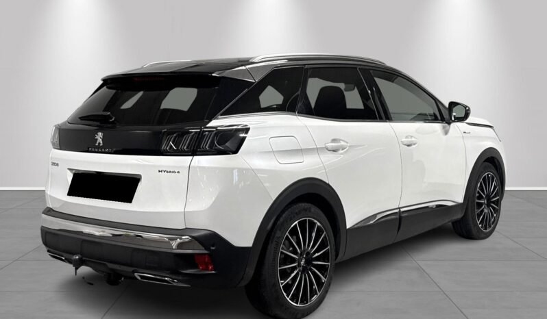 
Peugeot 3008 GT Hybrid4 300 CH full									