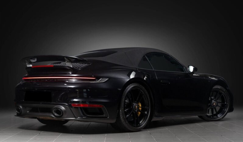 
Porsche 911 Turbo S (992) full									