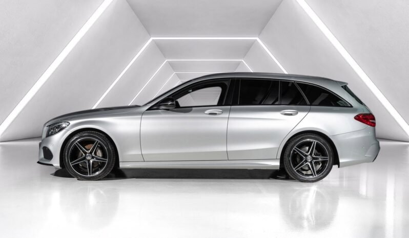 
Mercedes-Benz C 220 d 4MATIC AMG Line full									