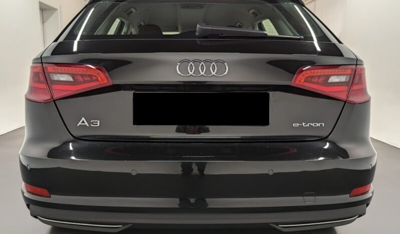 
Audi A3 Sportback e-tron full									