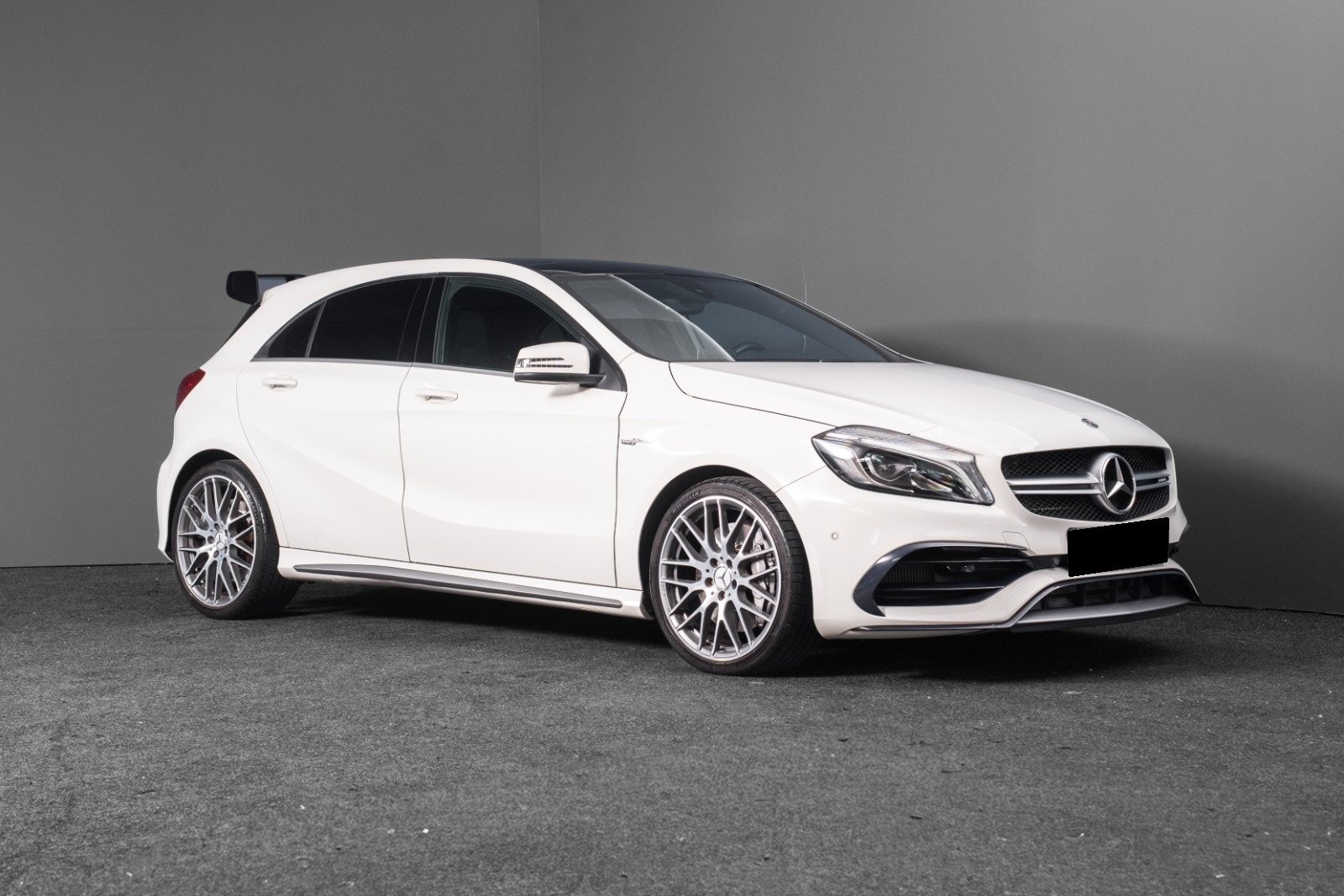 Mercedes-Benz A45 4MATIC AMG – 381 CH
