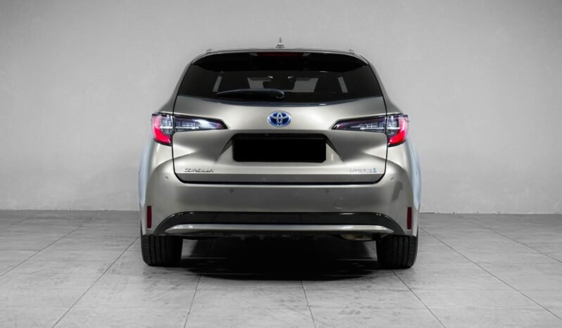 
Toyota Corolla Hybrid full									