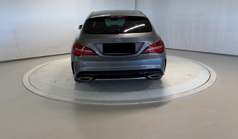 
Mercedes-Benz CLA 180 AMG full									
