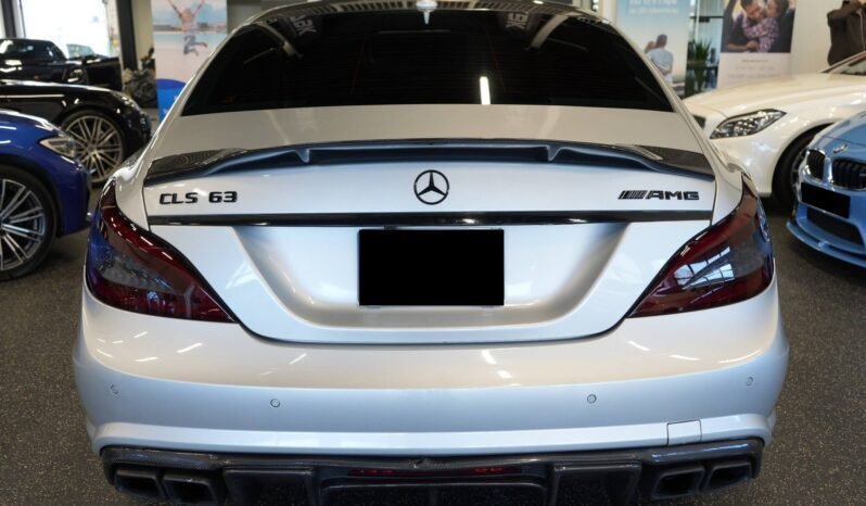 
Mercedes-Benz CLS 63 AMG V8 full									