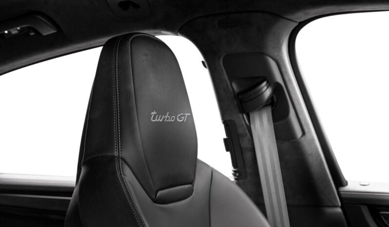 
Porsche Cayenne Coupé Turbo GT full									
