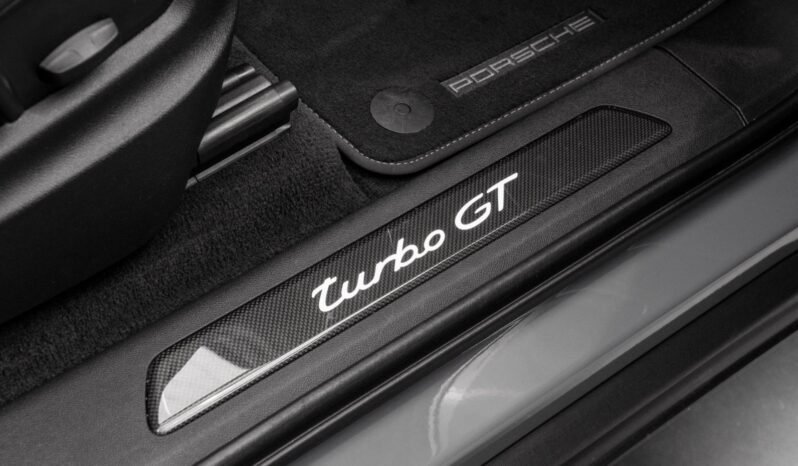 
Porsche Cayenne Coupé Turbo GT full									