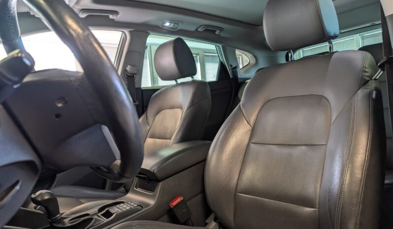 
Hyundai Tucson Premium 1.6 CRDi 136 ch full									