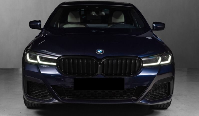 
BMW Série 5 530e xDrive M Sport full									