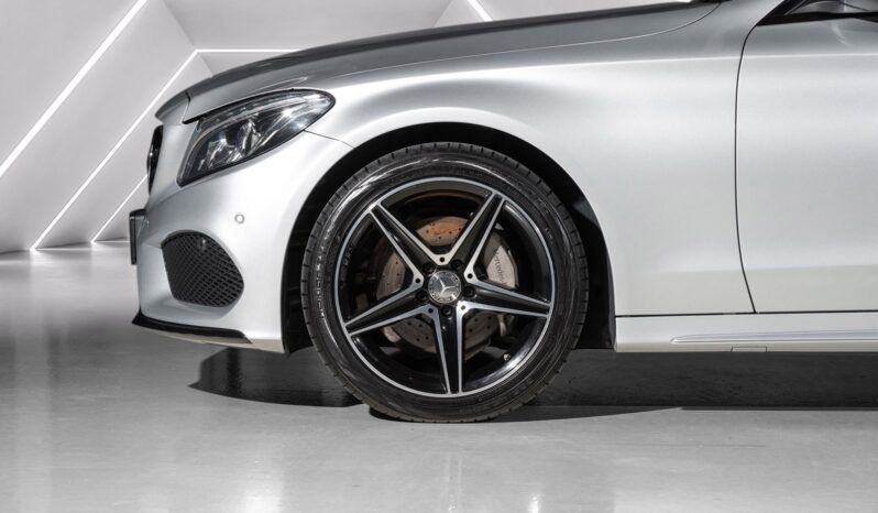 
Mercedes-Benz C 220 d 4MATIC AMG Line full									