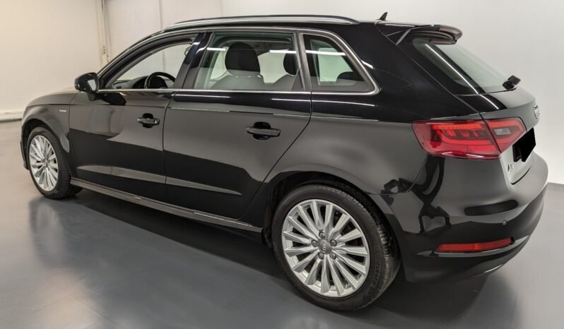 
Audi A3 Sportback e-tron full									