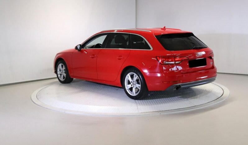 
Audi A4 Avant 1.4 TFSI full									