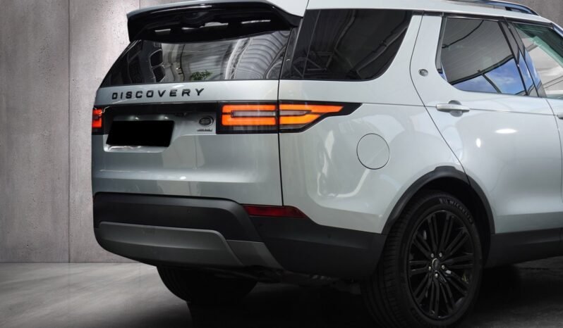 
Land Rover Discovery SDV6 HSE full									