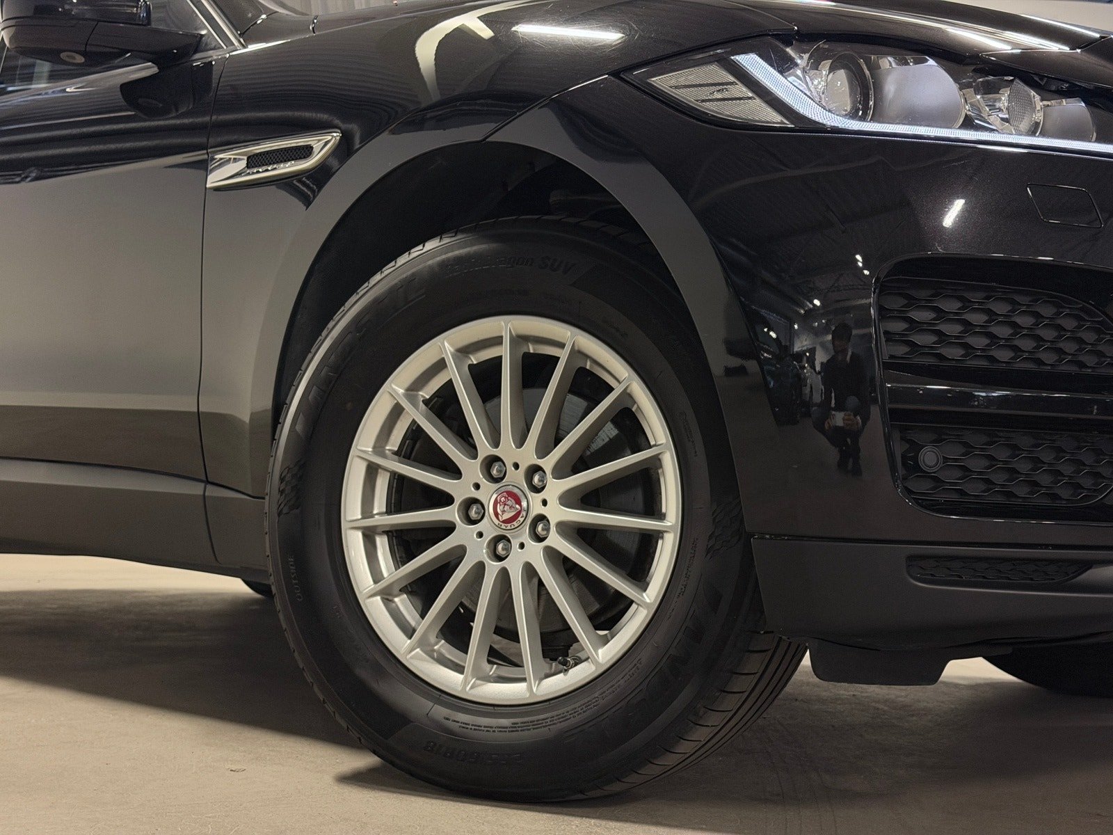 Jaguar F-PACE 2.0d AWD 180 CH Automatique