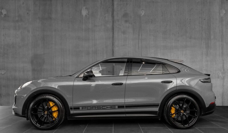 
Porsche Cayenne Coupé Turbo GT full									