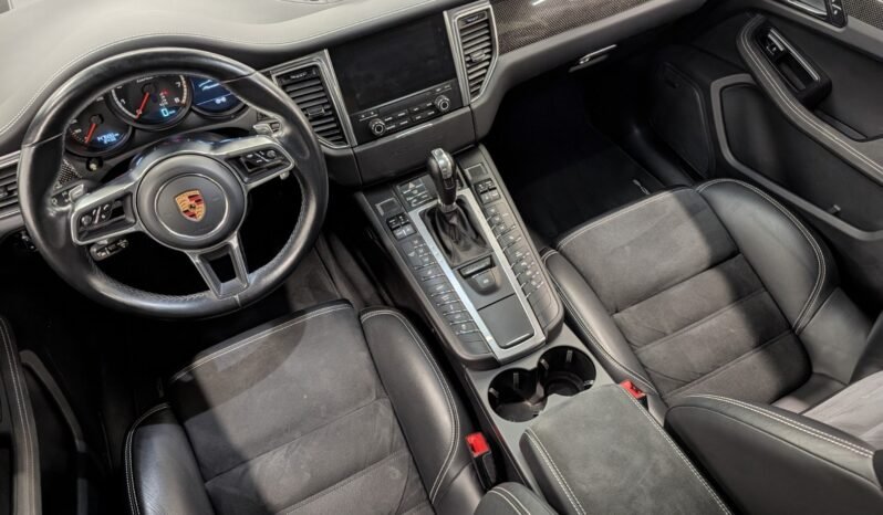 
Porsche Macan Turbo Performance Package (PP) 3.6 V6 Biturbo full									