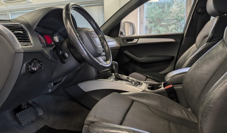 
Audi Q5 2.0 TDI quattro S line full									
