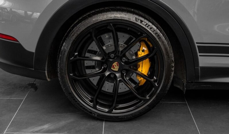 
Porsche Cayenne Coupé Turbo GT full									