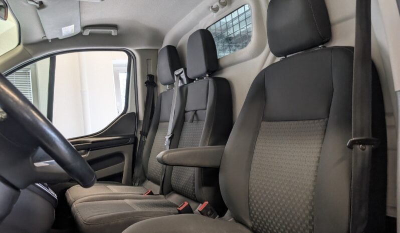 
Ford Transit Custom L2 2.0 TDCi 130 ch full									