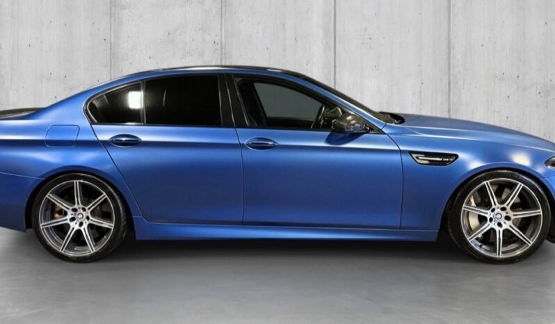 
BMW M5 4.4 V8 575 CH full									