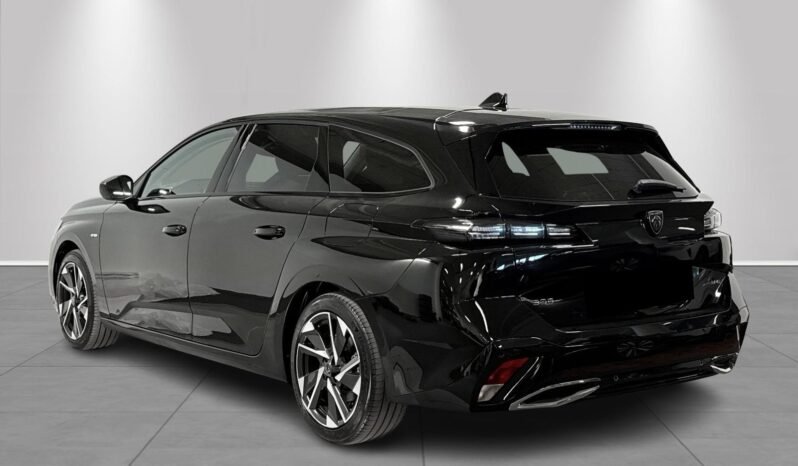 
Peugeot 308 SW Allure Plug-In Hybrid 180 ch full									