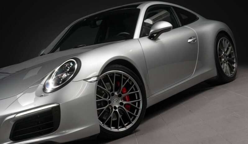 
Porsche 911 Carrera S (991.2) full									