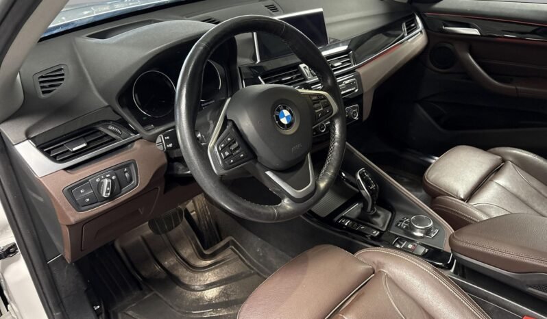 
BMW X1 xDrive20d Sport Line full									