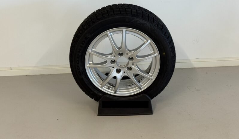 
Mercedes-Benz CLA 180 AMG full									