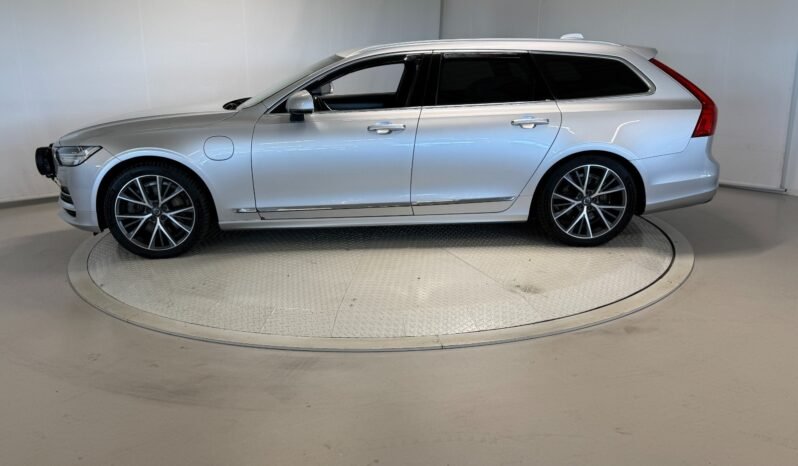 
Volvo V90 T8 Inscription AWD full									