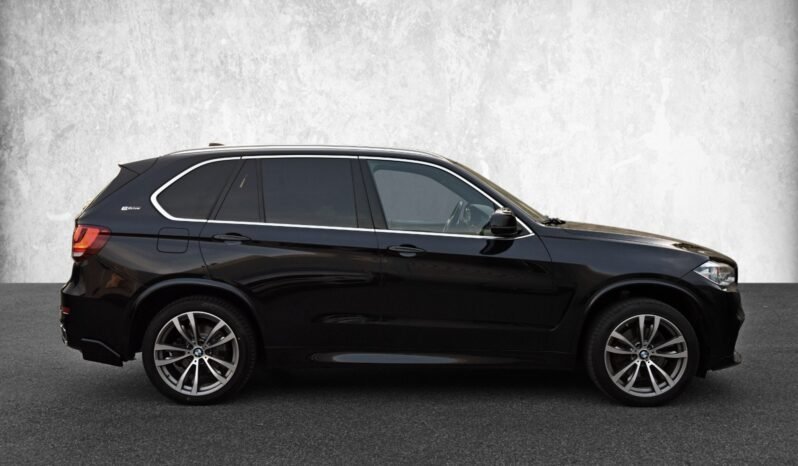 
BMW X5 xDrive40e M Sport full									