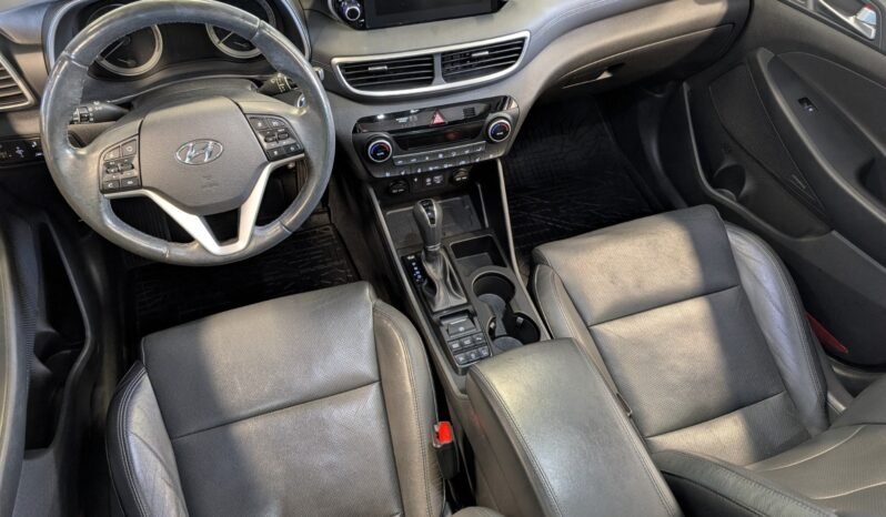
Hyundai Tucson Premium 1.6 CRDi 136 ch full									